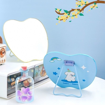 The Perfect Cosmetic Mirror for Everyday Cute Petit Miroir Mini Square Pocket Compact