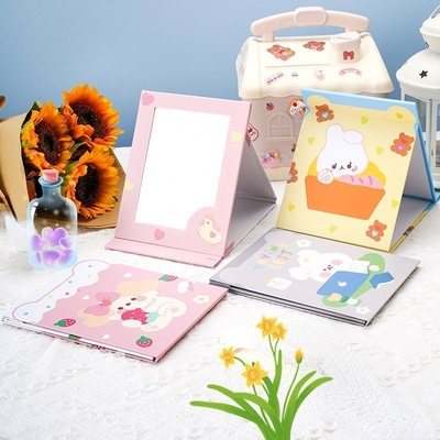 Design Style Fashion Coated Paper Glass Mirror Portable Vanity Light Mini Little Mirror