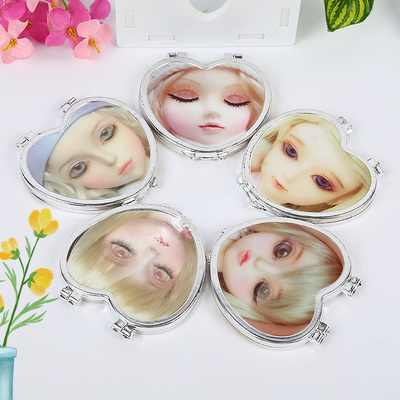 Portable Compact Vanity Mini Make Up Mirror for Convenient Dressing and Makeup