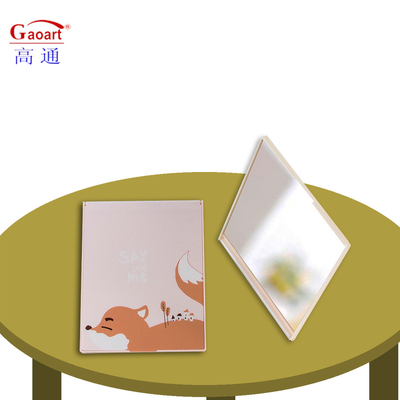 Foldable Heart Shaped Make-Up Vanity with Logo Mirror Customizable and Compact