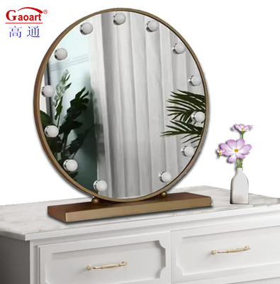 Get the Perfect Lighting for Your Makeup with Hollywood Mirror