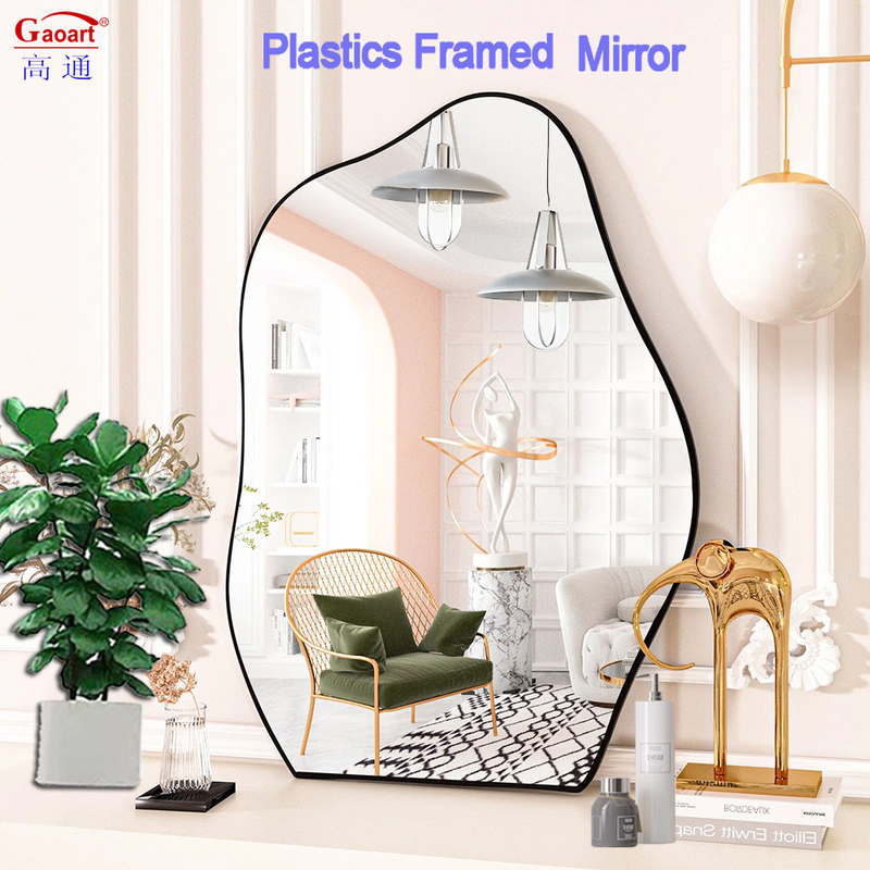 Every Day Occasion Decorative Wall Mirror with Chinese Craft and Customized Size