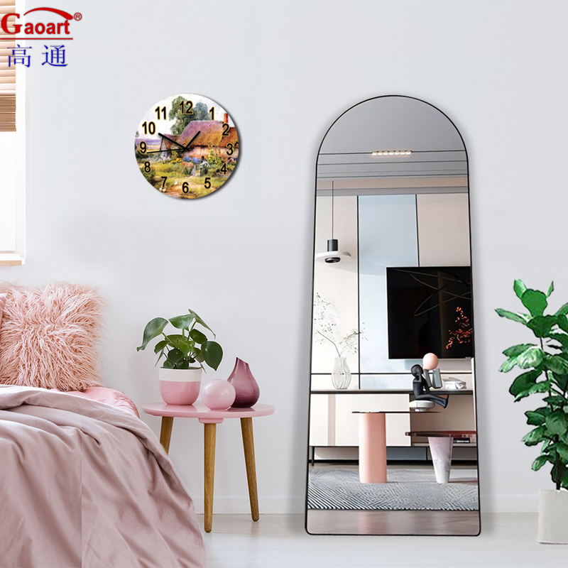 Large Stand Bath Decor Mirror for Modern Stylish Bathroom in Barber Shop or Salon